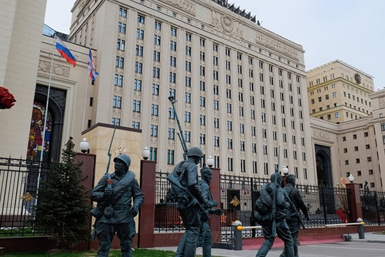 Bộ Quốc phòng Nga cảnh báo việc 26 máy bay do thám biên giới nước này trong tuần qua 