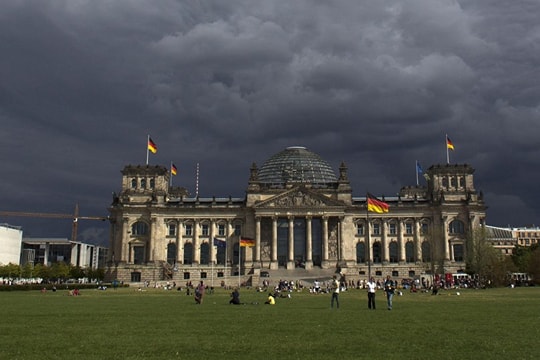 Quốc hội Đức nêu điều kiện hủy bỏ lệnh trừng phạt chống lại Nga