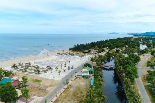 Xuân Thành mùa biển gọi!