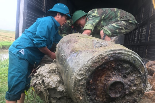 Phát hiện, tiêu hủy quả bom có bán kính công phá 3km