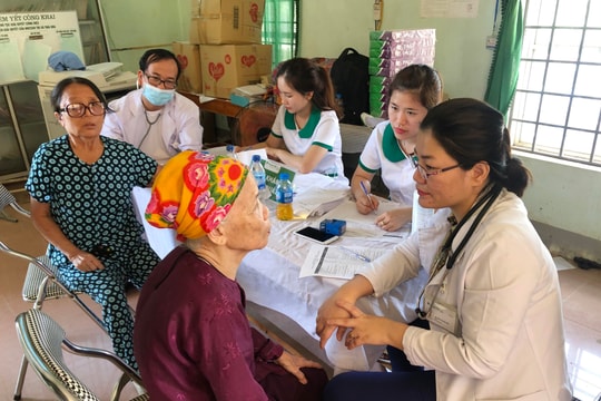 Nhiều hoạt động ý nghĩa nhân 'Tháng Nhân đạo'