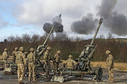 Mỹ cảnh báo châu Âu không nên phát triển vũ khí của riêng mình