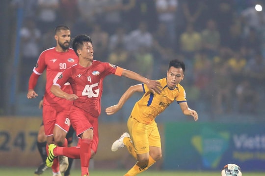 'Khó chịu quá SLNA'