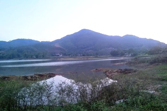 2 học sinh lớp 1 ở Nghệ An bị đuối nước khi đi câu cá