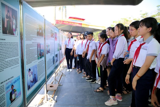 7 điển hình của Nghệ An được giới thiệu tại triển lãm những tấm gương bình dị mà cao quý của cả nước