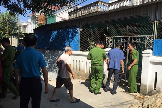 Nghi án chồng cứa cổ vợ rồi tự sát tại nhà