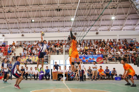 Những hình ảnh ấn tượng ngày khai mạc Hội thi thể thao Lễ hội Làng Sen 2019 