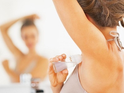 Sai lầm khi dùng lăn khử mùi nhiều người mắc