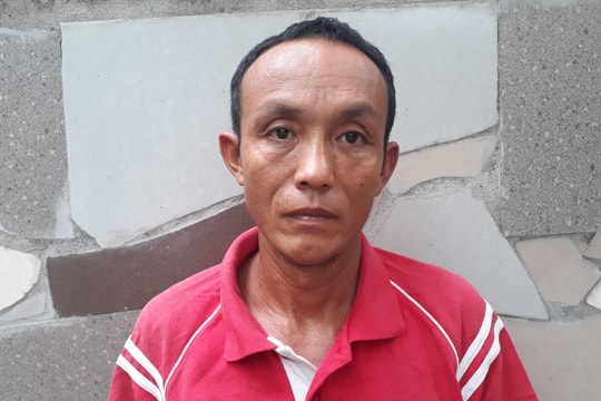 Khởi tố đối tượng dùng dao bầu đâm bạn rượu thủng bụng