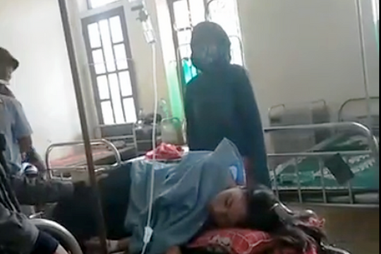 Vụ chồng đốt nhà, đâm vợ vì nghi cặp bồ ở Nghệ An: Cả hai vợ chồng đang điều trị tại bệnh viện