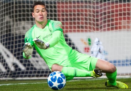 Filip Nguyễn từ chối khoác áo tuyển Việt Nam; Ronaldo muốn tái hợp Mourinho tại Juventus