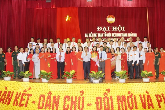 Chủ tịch Hội Liên hiệp phụ nữ giữ chức Chủ tịch Ủy ban MTTQ TP. Vinh nhiệm kỳ 2019-2024
