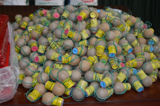 Bắt giữ 2 đối tượng, thu giữ hơn 500 kg pháo nổ 