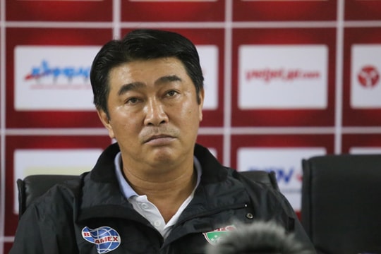 Những HLV phải từ chức ở V.League 2019