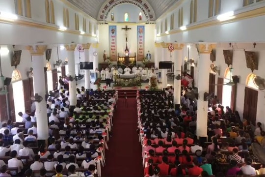 Giáo xứ Làng Anh tổ chức tuần chầu lượt