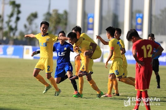 U17 Sông Lam Nghệ An có mặt tại Huế đá vòng loại U17 Quốc gia 2019 