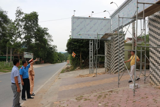 Kỷ luật 6 công chức không hoàn thành nhiệm vụ giải tỏa vi phạm hành lang ATGT