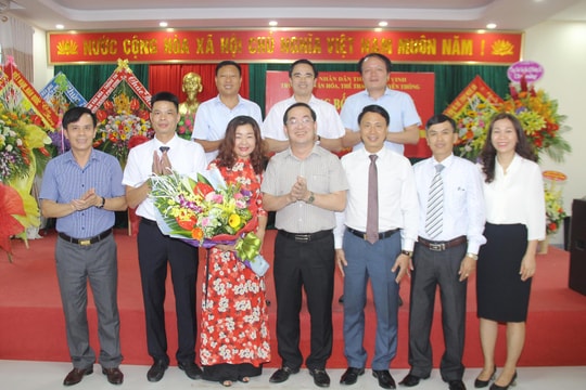 Bổ nhiệm các chức danh lãnh đạo Trung tâm Văn hóa, Thể thao và Truyền thông TP. Vinh