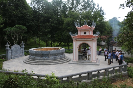 Đô Lương khánh thành công trình tu bổ phần mộ Uy Minh Vương Lý Nhật Quang