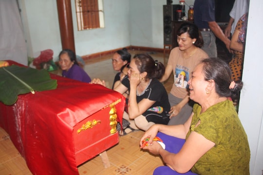  Nỗi đớn đau của gia đình 5 học sinh đuối nước ở Nghệ An