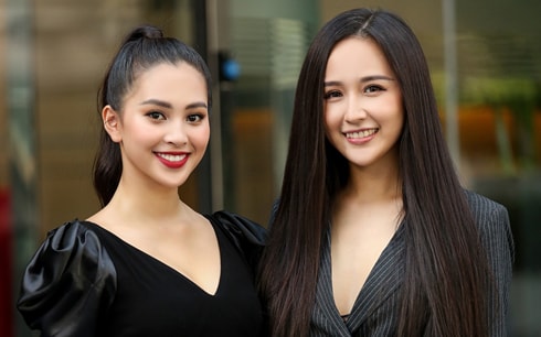 Hoa hậu Tiểu Vy gợi cảm hút mắt, đọ dáng quyến rũ cùng Mai Phương Thúy