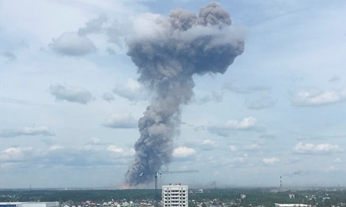 Nhà máy sản xuất thuốc nổ ở Nga phát nổ, hơn 200 tòa nhà hư hại