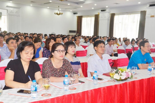 Cập nhật tình hình thế giới, khu vực cho cán bộ, đảng viên Khối Các cơ quan tỉnh