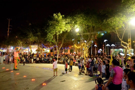  Phố đi bộ ở TP Vinh: Người dân có thể thuê vỉa hè để kinh doanh?