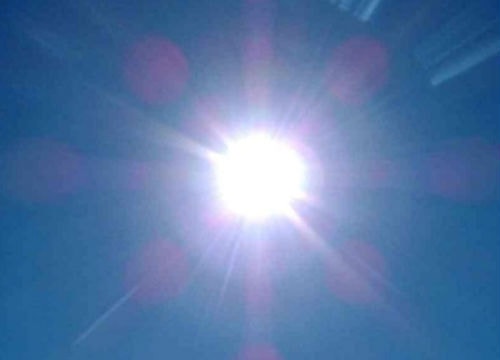 Các sĩ tử cần làm gì để giữ sức khỏe trong mùa nắng nóng?