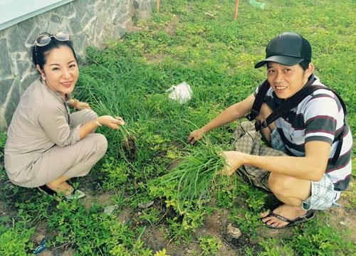 Cuộc sống giản dị bất ngờ của danh hài Hoài Linh 