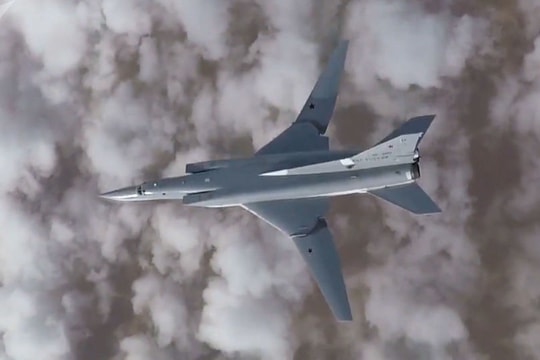 Không quân Nga ném bom diệt khủng bố ở Idlib