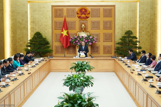 Thủ tướng Nguyễn Xuân Phúc: Phát triển đội ngũ doanh nhân để xây dựng nền kinh tế tự cường