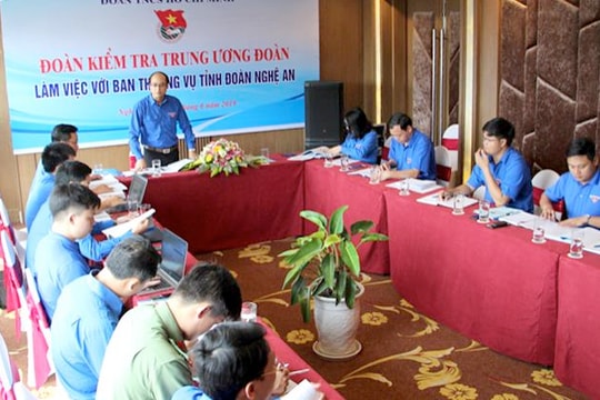 Kịp thời nắm bắt, định hướng dư luận xã hội trong thanh niên