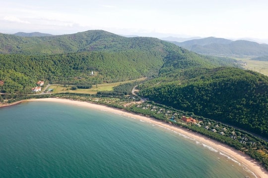 Xây dựng Bãi Lữ thành khu nghỉ dưỡng kiểu mẫu hiện đại 