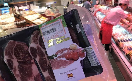 Thịt heo ngoại nhập ồ ạt vào Việt Nam