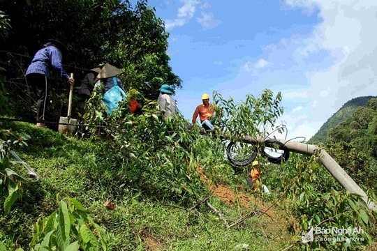 Cử tri Thanh Chương đề nghị khắc phục những bất cập về hạ tầng lưới điện