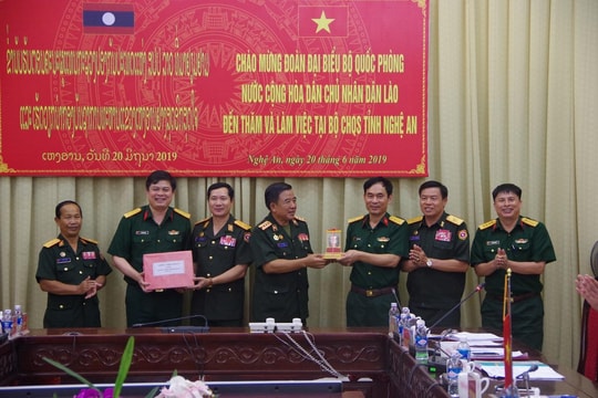 Vun đắp mối quan hệ hữu nghị hợp tác giữa Quân đội và nhân dân 2 nước Việt Nam – Lào