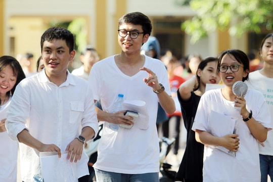 Thí sinh hài lòng vì đề Toán vừa sức