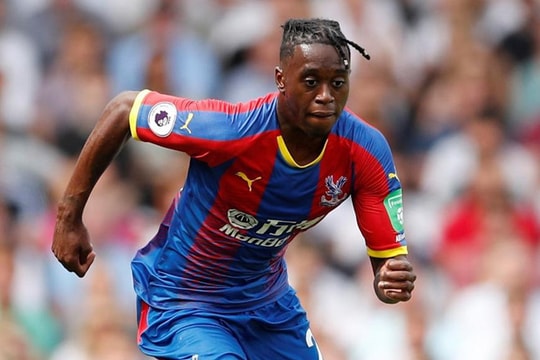 MU chiêu mộ hậu vệ với giá kỷ lục; HAGL đón Xuân Trường về nước