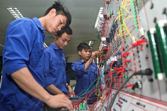 10 doanh nghiệp tham gia tuyển dụng tại Trường Cao đẳng Kỹ thuật công nghiệp Việt Nam - Hàn Quốc