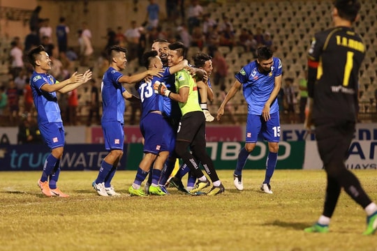 Sông Lam Nghệ An thua ngược Quảng Nam tại vòng 1/8 Cúp QG 