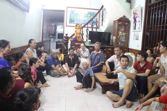 Giây phút sinh tử trên biển qua lời kể của thuyền viên Nghệ An sống sót trở về