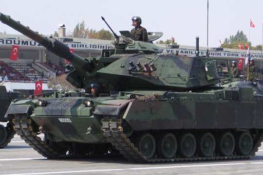 Thổ Nhĩ Kỳ chuẩn bị đối phó với trừng phạt của Mỹ; Người dân kiện Chính phủ Indonesia vì ô nhiễm