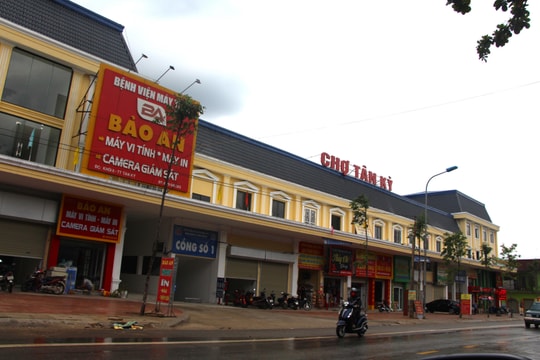 Chợ Tân Kỳ khang trang hiện đại, đáp ứng điều kiện hoạt động 