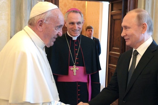 Tiết lộ những vấn đề thảo luận giữa ông Putin và Đức Giáo hoàng