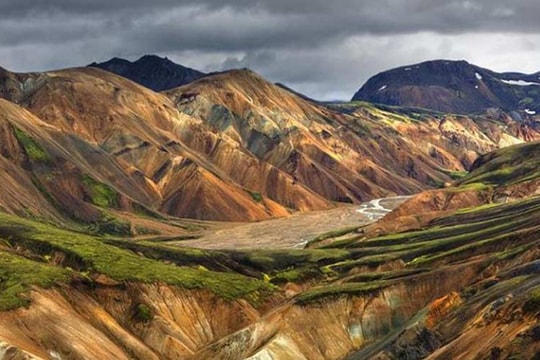 Tới thăm 10 đất nước hạnh phúc nhất thế giới