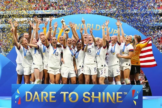 Brazil vô địch Copa America; Juventus ‘phá két’ mua Pogba; Hồng Duy rời sân bằng xe cấp cứu