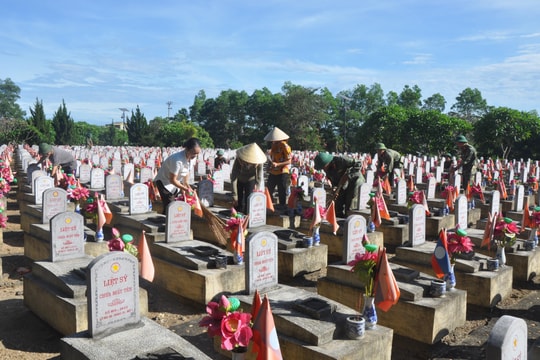 Lặng lẽ niềm tri ân 