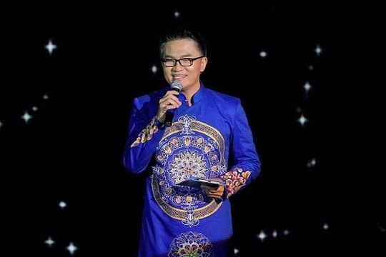 'MC giàu nhất Việt Nam' tố cáo 2 đơn vị không chịu trả cát-xê 