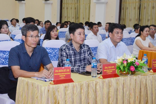 Cung cấp thông tin về hội nhập quốc tế cho cán bộ các sở, ngành, địa phương